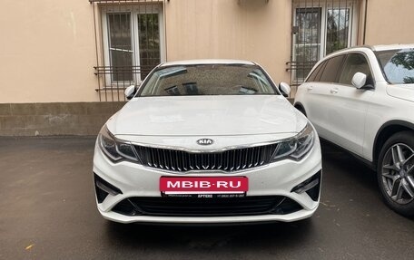 KIA Optima IV, 2019 год, 2 070 000 рублей, 2 фотография