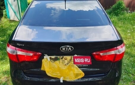KIA Rio III рестайлинг, 2014 год, 1 000 000 рублей, 5 фотография