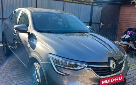 Renault Arkana I, 2021 год, 1 450 000 рублей, 2 фотография