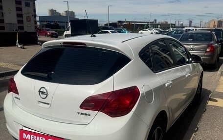 Opel Astra J, 2011 год, 600 000 рублей, 6 фотография