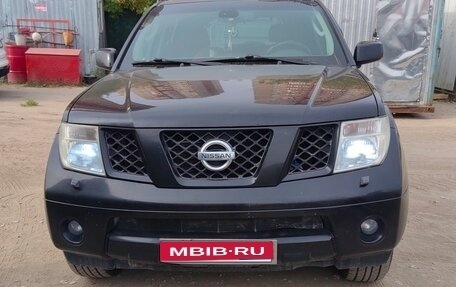 Nissan Pathfinder, 2006 год, 800 000 рублей, 1 фотография