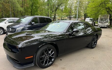 Dodge Challenger III рестайлинг 2, 2022 год, 5 000 000 рублей, 12 фотография