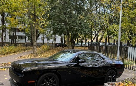 Dodge Challenger III рестайлинг 2, 2022 год, 5 000 000 рублей, 9 фотография