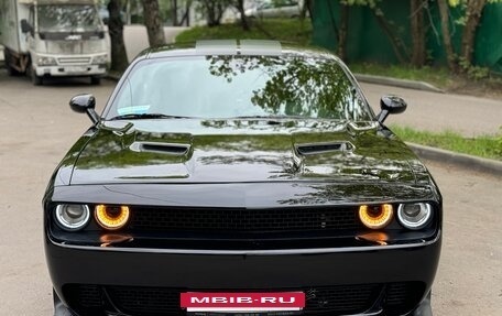 Dodge Challenger III рестайлинг 2, 2022 год, 5 000 000 рублей, 13 фотография