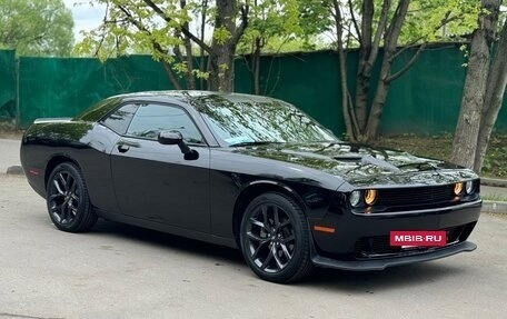 Dodge Challenger III рестайлинг 2, 2022 год, 5 000 000 рублей, 18 фотография