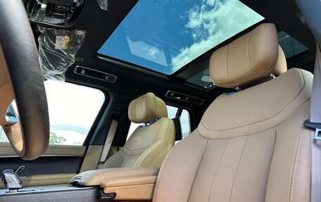 Land Rover Range Rover IV рестайлинг, 2025 год, 27 990 000 рублей, 16 фотография