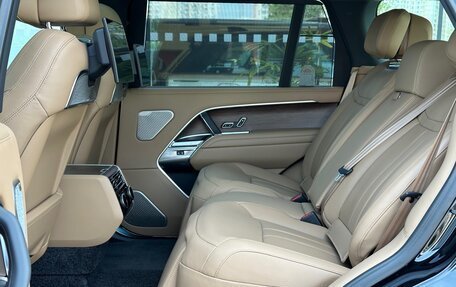 Land Rover Range Rover IV рестайлинг, 2025 год, 27 990 000 рублей, 20 фотография
