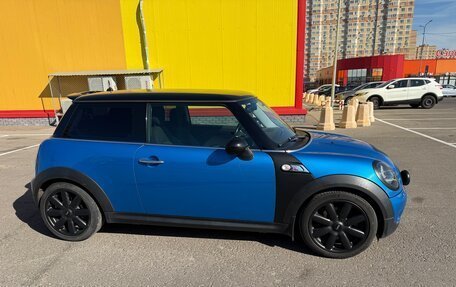 MINI Hatch, 2010 год, 1 150 000 рублей, 3 фотография
