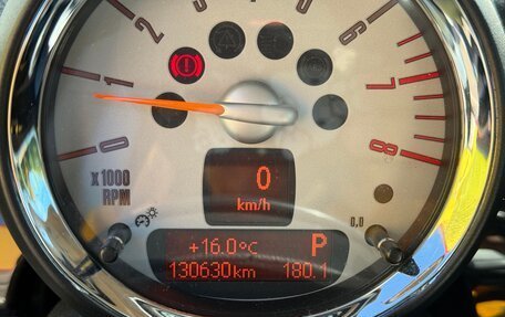 MINI Hatch, 2010 год, 1 150 000 рублей, 14 фотография