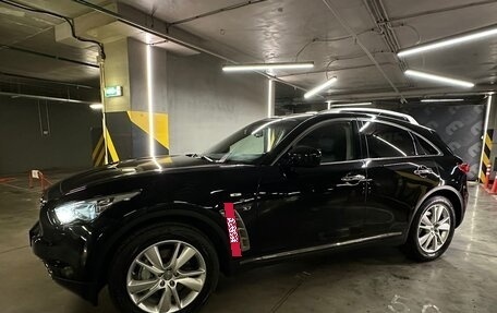 Infiniti QX70, 2017 год, 3 850 000 рублей, 2 фотография