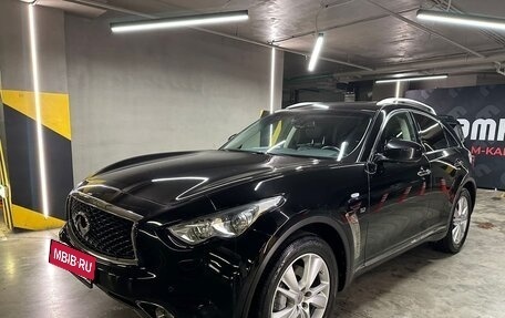 Infiniti QX70, 2017 год, 3 850 000 рублей, 3 фотография