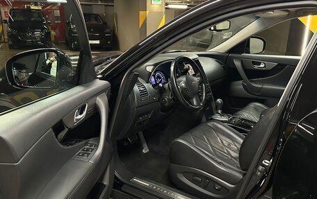 Infiniti QX70, 2017 год, 3 850 000 рублей, 8 фотография