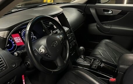 Infiniti QX70, 2017 год, 3 850 000 рублей, 11 фотография