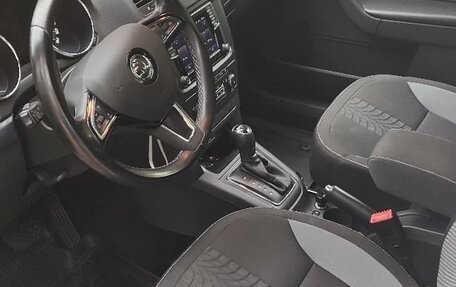 Skoda Yeti I рестайлинг, 2017 год, 1 450 000 рублей, 9 фотография