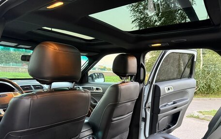 Ford Explorer VI, 2014 год, 1 990 000 рублей, 17 фотография