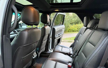Ford Explorer VI, 2014 год, 1 990 000 рублей, 12 фотография