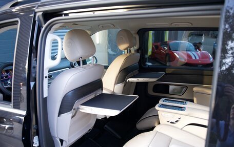 Mercedes-Benz V-Класс, 2025 год, 14 350 000 рублей, 24 фотография