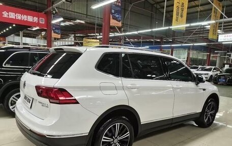Volkswagen Tiguan II, 2021 год, 1 700 000 рублей, 7 фотография