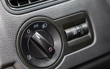 Volkswagen Polo VI (EU Market), 2013 год, 898 000 рублей, 18 фотография
