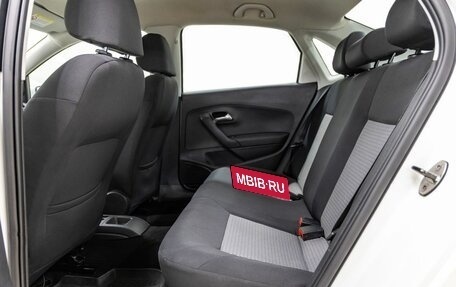 Volkswagen Polo VI (EU Market), 2013 год, 898 000 рублей, 30 фотография