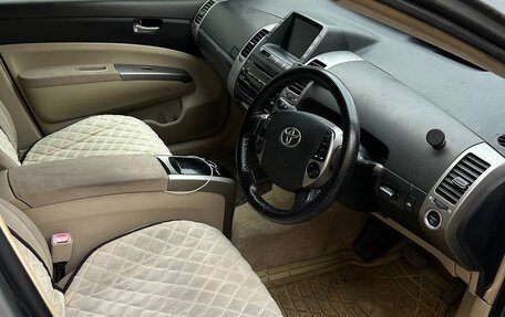 Toyota Prius, 2004 год, 395 000 рублей, 5 фотография