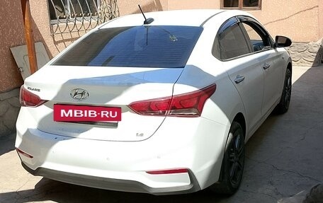 Hyundai Solaris II рестайлинг, 2017 год, 1 150 000 рублей, 8 фотография