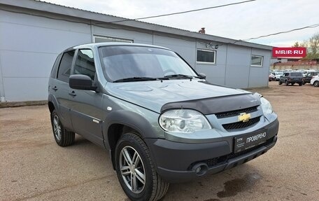 Chevrolet Niva I рестайлинг, 2017 год, 619 000 рублей, 3 фотография