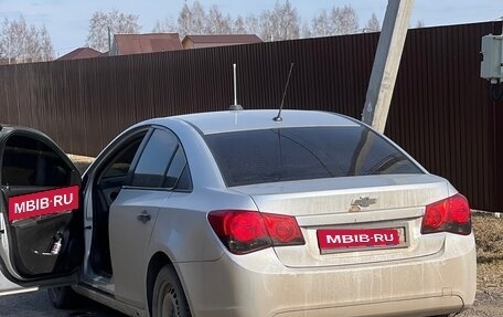 Chevrolet Cruze II, 2011 год, 320 000 рублей, 5 фотография