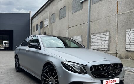 Mercedes-Benz E-Класс, 2019 год, 4 400 000 рублей, 3 фотография