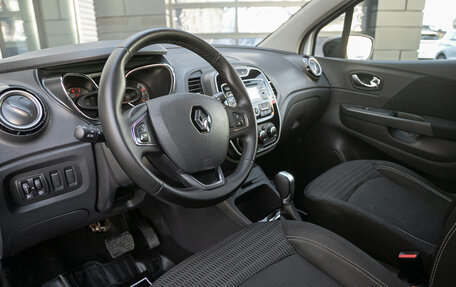 Renault Kaptur I рестайлинг, 2017 год, 1 249 000 рублей, 13 фотография