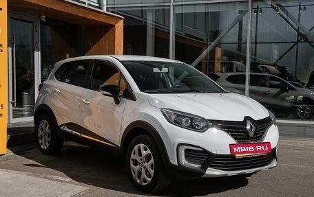 Renault Kaptur I рестайлинг, 2017 год, 1 249 000 рублей, 5 фотография