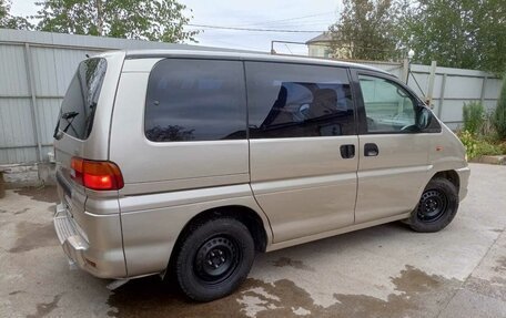 Mitsubishi Space Gear I рестайлинг, 1998 год, 720 000 рублей, 6 фотография