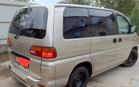 Mitsubishi Space Gear I рестайлинг, 1998 год, 720 000 рублей, 5 фотография