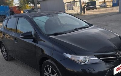 Toyota Auris II, 2013 год, 1 150 000 рублей, 1 фотография