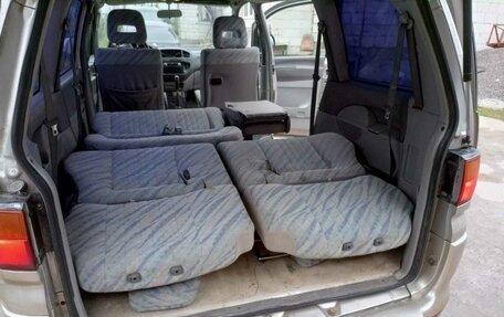 Mitsubishi Space Gear I рестайлинг, 1998 год, 720 000 рублей, 24 фотография