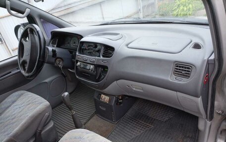 Mitsubishi Space Gear I рестайлинг, 1998 год, 720 000 рублей, 21 фотография