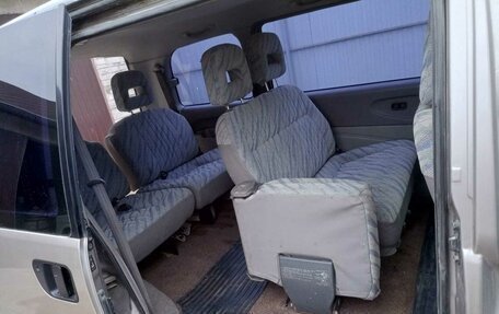 Mitsubishi Space Gear I рестайлинг, 1998 год, 720 000 рублей, 25 фотография