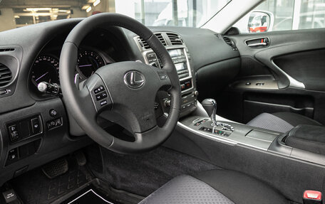 Lexus IS II рестайлинг 2, 2006 год, 1 098 000 рублей, 13 фотография