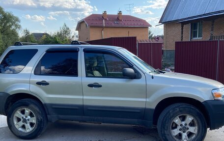 Ford Escape II, 2004 год, 590 000 рублей, 2 фотография