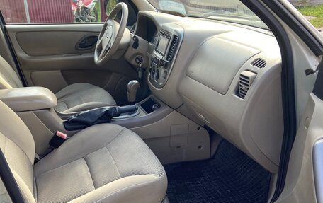 Ford Escape II, 2004 год, 590 000 рублей, 8 фотография