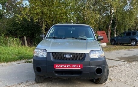 Ford Escape II, 2004 год, 590 000 рублей, 7 фотография