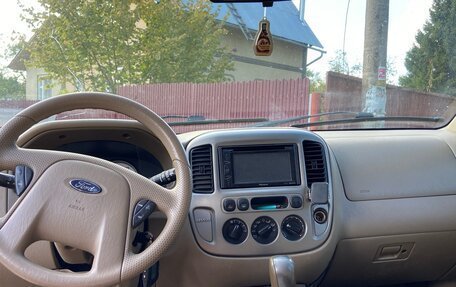 Ford Escape II, 2004 год, 590 000 рублей, 20 фотография