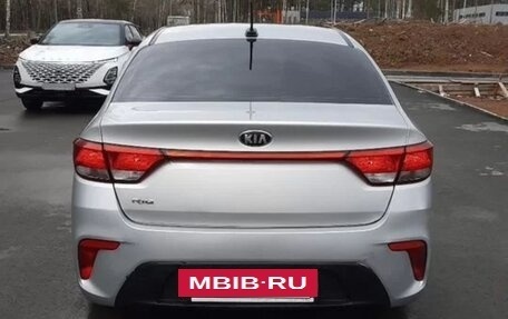 KIA Rio IV, 2019 год, 830 000 рублей, 2 фотография