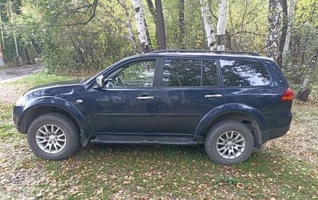 Mitsubishi Pajero Sport II рестайлинг, 2012 год, 2 300 000 рублей, 3 фотография