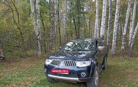 Mitsubishi Pajero Sport II рестайлинг, 2012 год, 2 300 000 рублей, 4 фотография