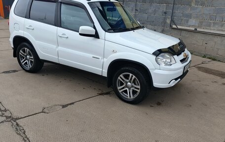 Chevrolet Niva I рестайлинг, 2016 год, 760 000 рублей, 9 фотография