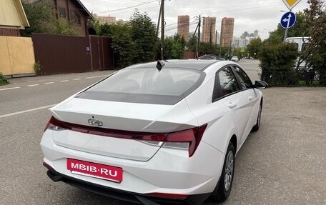 Hyundai Elantra, 2021 год, 1 700 000 рублей, 6 фотография