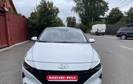 Hyundai Elantra, 2021 год, 1 700 000 рублей, 17 фотография
