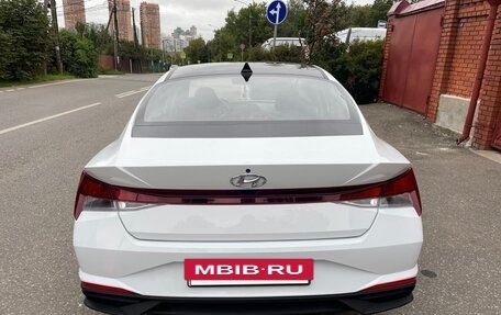 Hyundai Elantra, 2021 год, 1 700 000 рублей, 7 фотография
