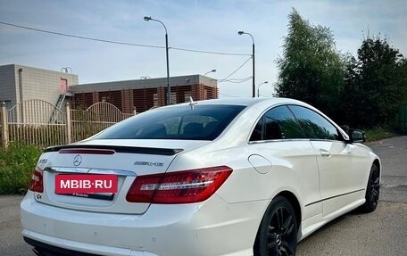Mercedes-Benz E-Класс, 2012 год, 1 300 000 рублей, 3 фотография